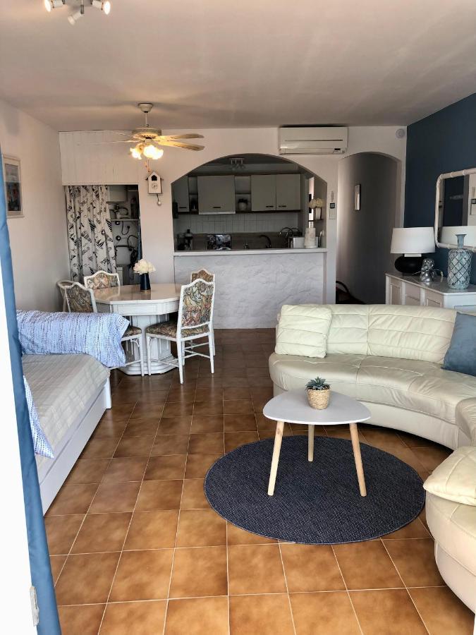 Appartement 80 M2,Port Rhodes D-2 Chambres, Terrasse Panoramique, Vue Sur Le Canal Principal D'Empuriabrava Luaran gambar