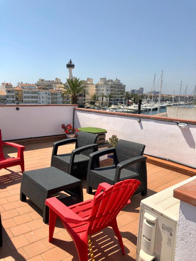 Appartement 80 M2,Port Rhodes D-2 Chambres, Terrasse Panoramique, Vue Sur Le Canal Principal D'Empuriabrava Luaran gambar
